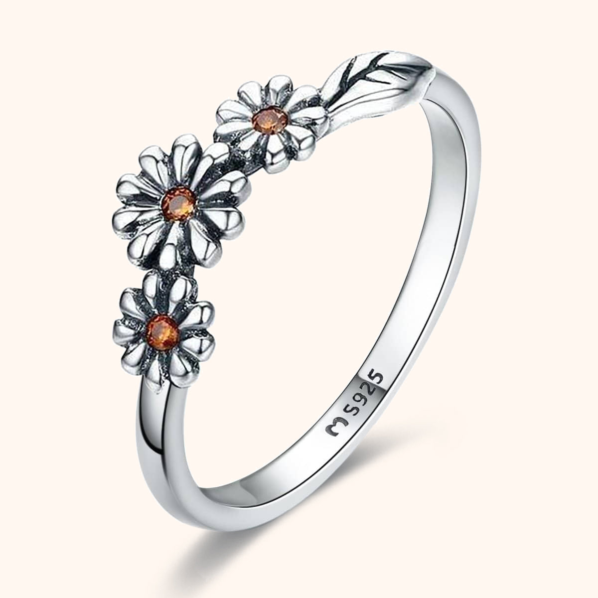 Trio Flowers Ring